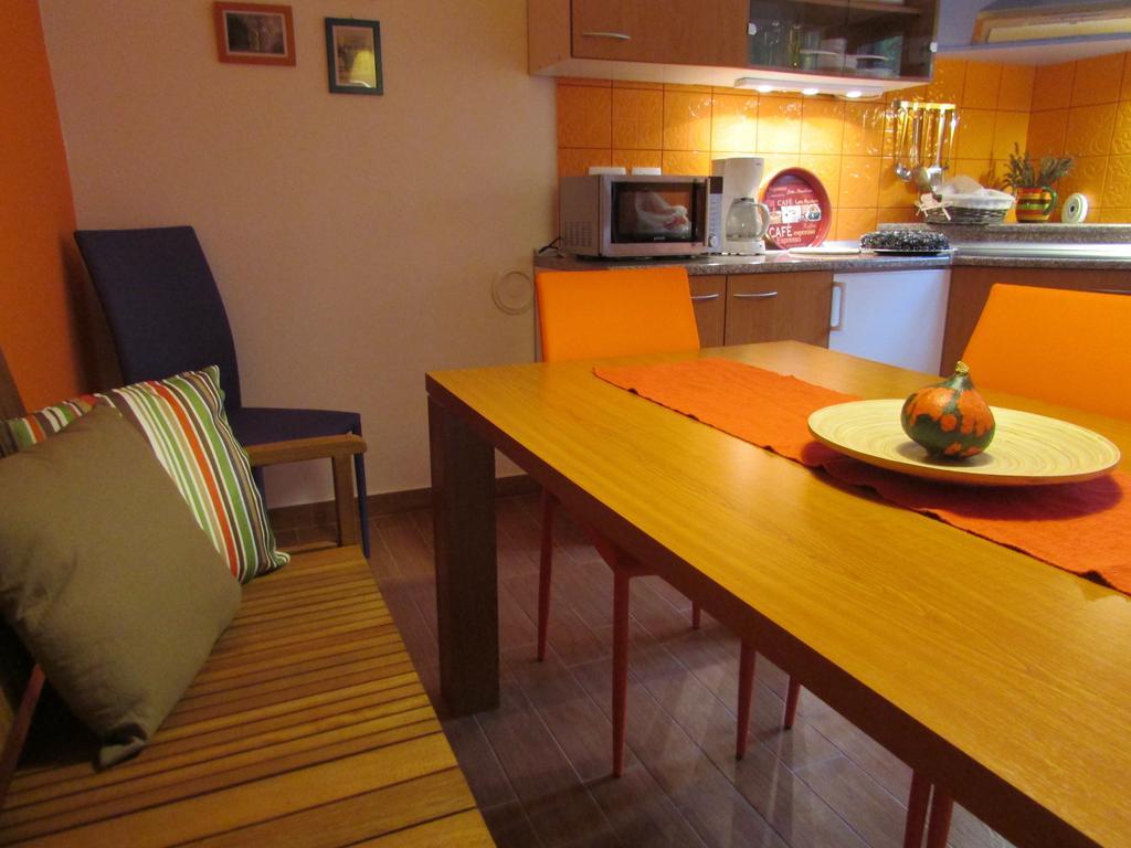 Apartment Nona Ancka 마레지게 객실 사진